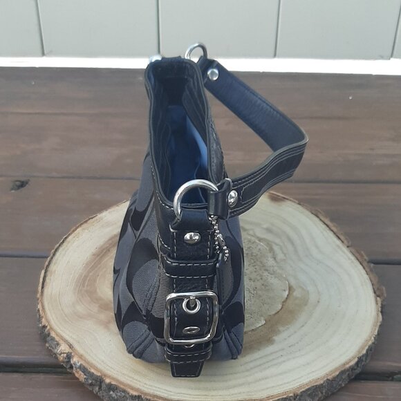 Fabulous Vintage Black Coach "Zoe" Signature Canvas/Leather Hobo Bag - Picture 5 of 11